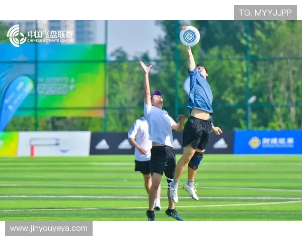 西安飞盘队的盯防体系解析与战术创新探讨