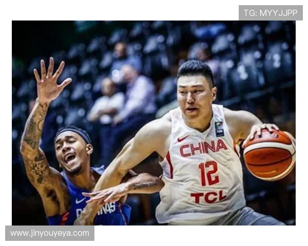 李根:从篮球场上的拼搏到人生道路的蜕变与成长 李根:从篮球场上的拼搏到人生道路的蜕变与成长