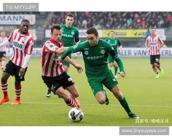 登博思与阿尔克的激烈对决展现足球魅力与团队精神的巅峰对抗