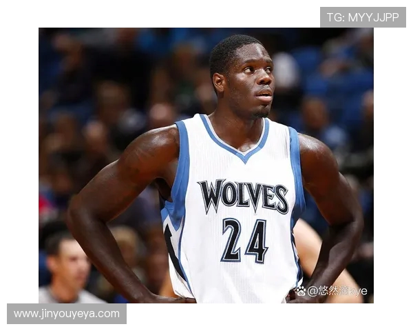 约纳斯瓦兰丘纳斯的篮球之路与职业生涯发展探析 约纳斯瓦兰丘纳斯的篮球之路与职业生涯发展探析