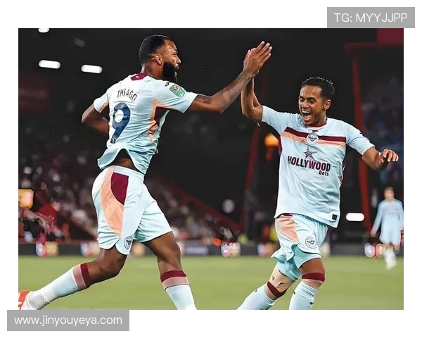 西布朗主场迎战布伦特福德双方争夺英冠积分榜重要位置