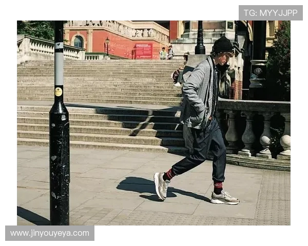 重庆街舞队在世界滑板锦标赛中的个人能力展现与精彩表现分析