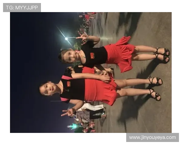 对话黄丽：探索和平精英职业生涯背后的故事与成长历程